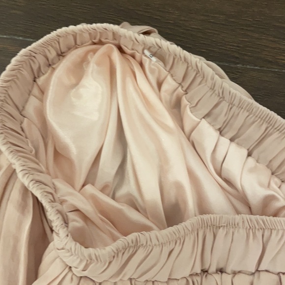 Skirt Size Small - Picture 3 of 3